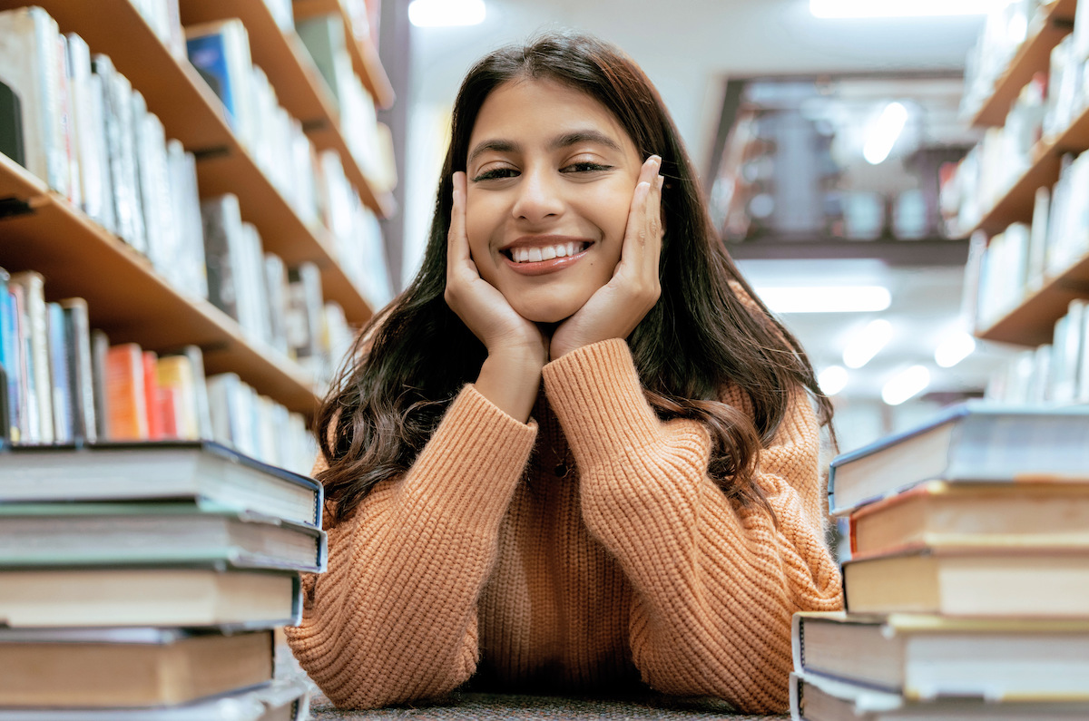 How To Get Scholarship In UK For International Students University HUB