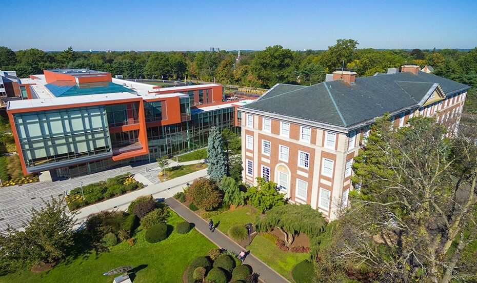 UniversityHubs Exclusive Partner Adelphi University